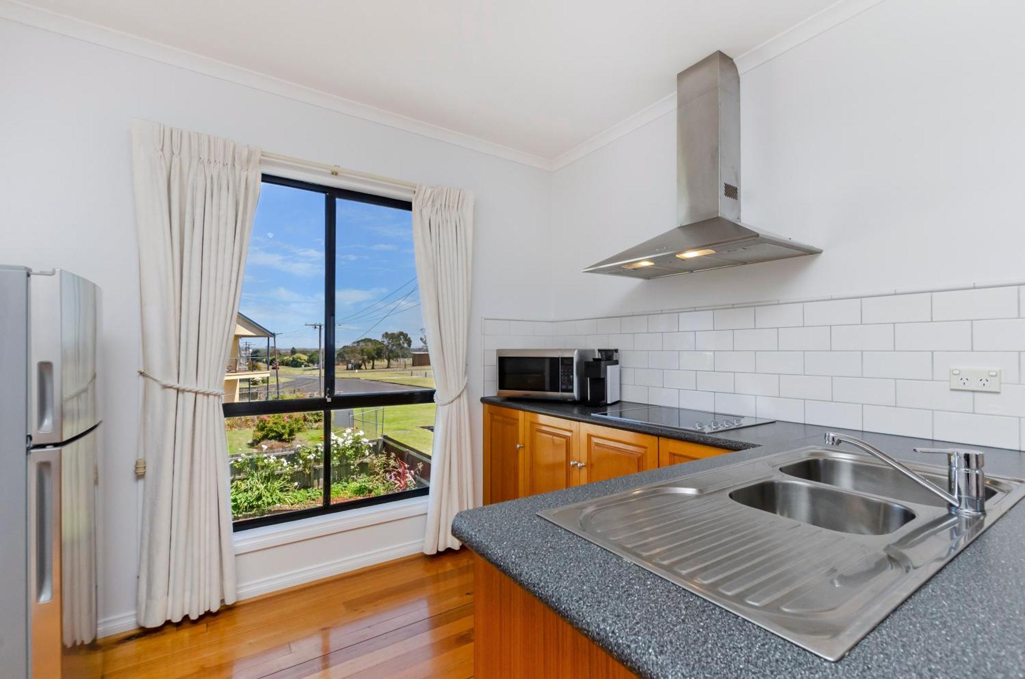 Clifftop Apartments Portland Vic Exterior photo