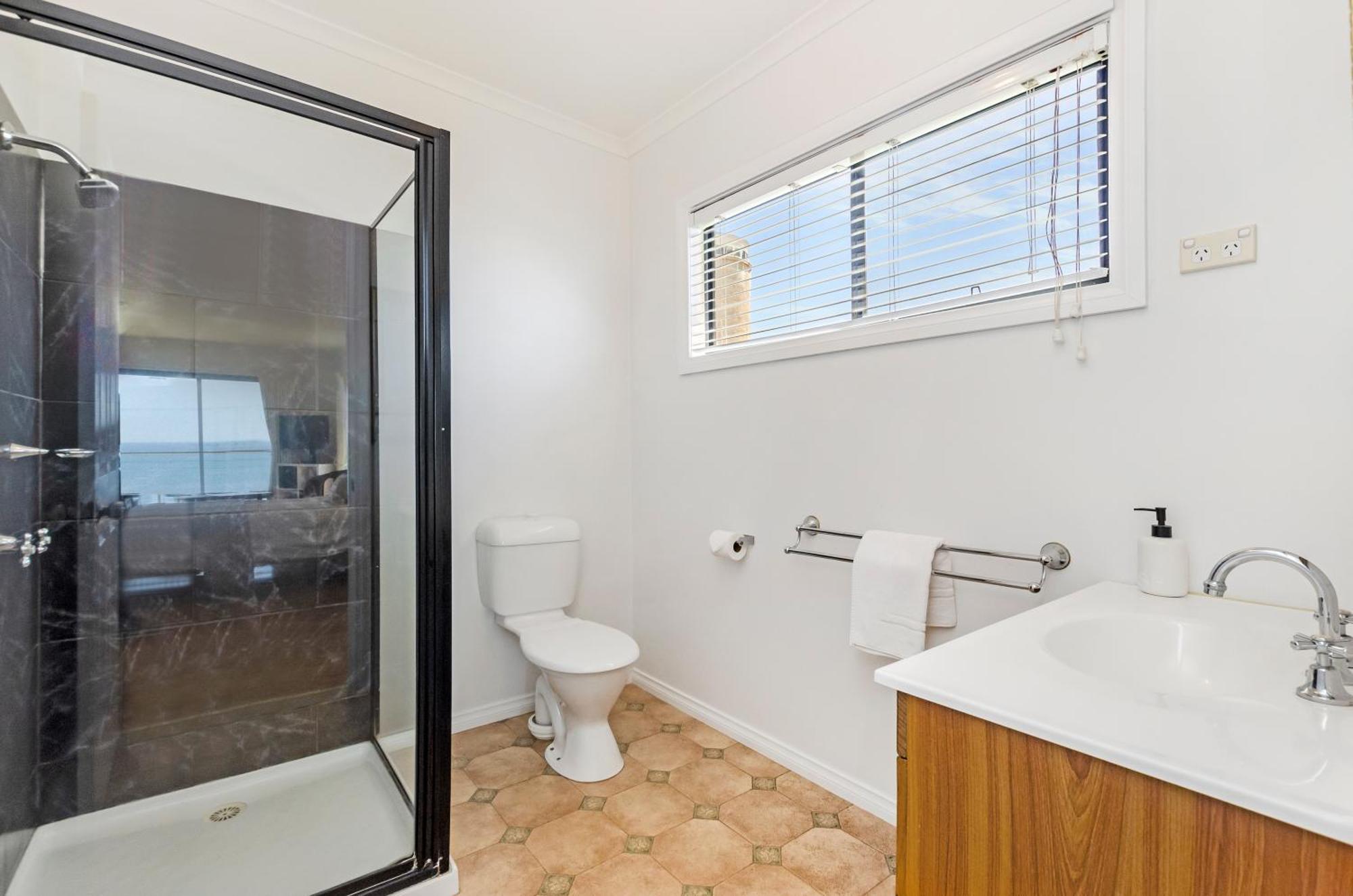 Clifftop Apartments Portland Vic Exterior photo